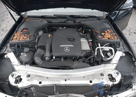 2017 Mercedes-Benz E 300 4Matic из США, поврежденный, VIN WDDZF4KB2HA187636